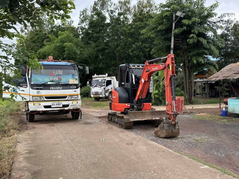 แบคโฮให้เช่า.com บริการรถแบคโฮให้เช่า (11)