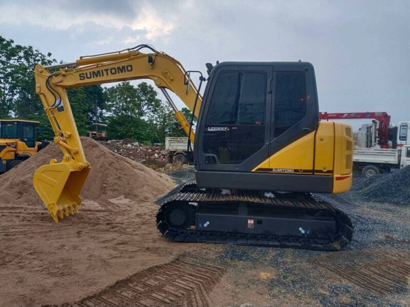 แบคโฮให้เช่า.com บริการรถแบคโฮให้เช่า (2)