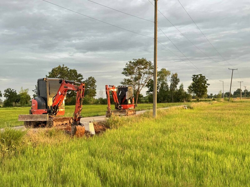 แบคโฮให้เช่า.com บริการรถแบคโฮให้เช่า (7)