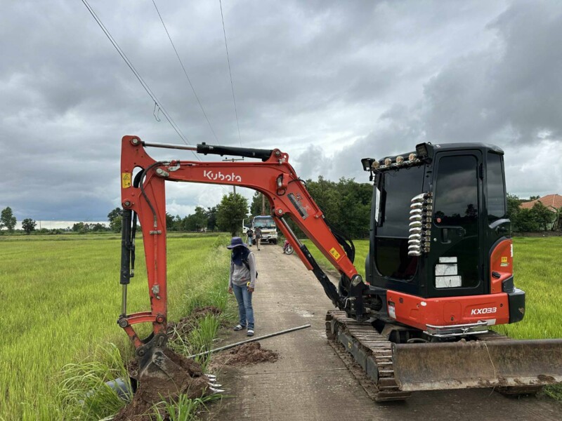 แบคโฮให้เช่า.com บริการรถแบคโฮให้เช่า (8)